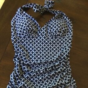 LL Bean one piece swimsuit. Size 10 R. Excellent condition.